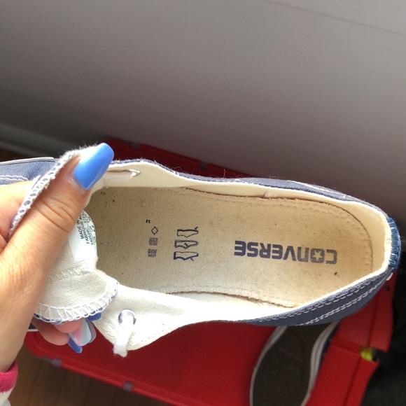 Brand new Converse - Picture 4 of 4